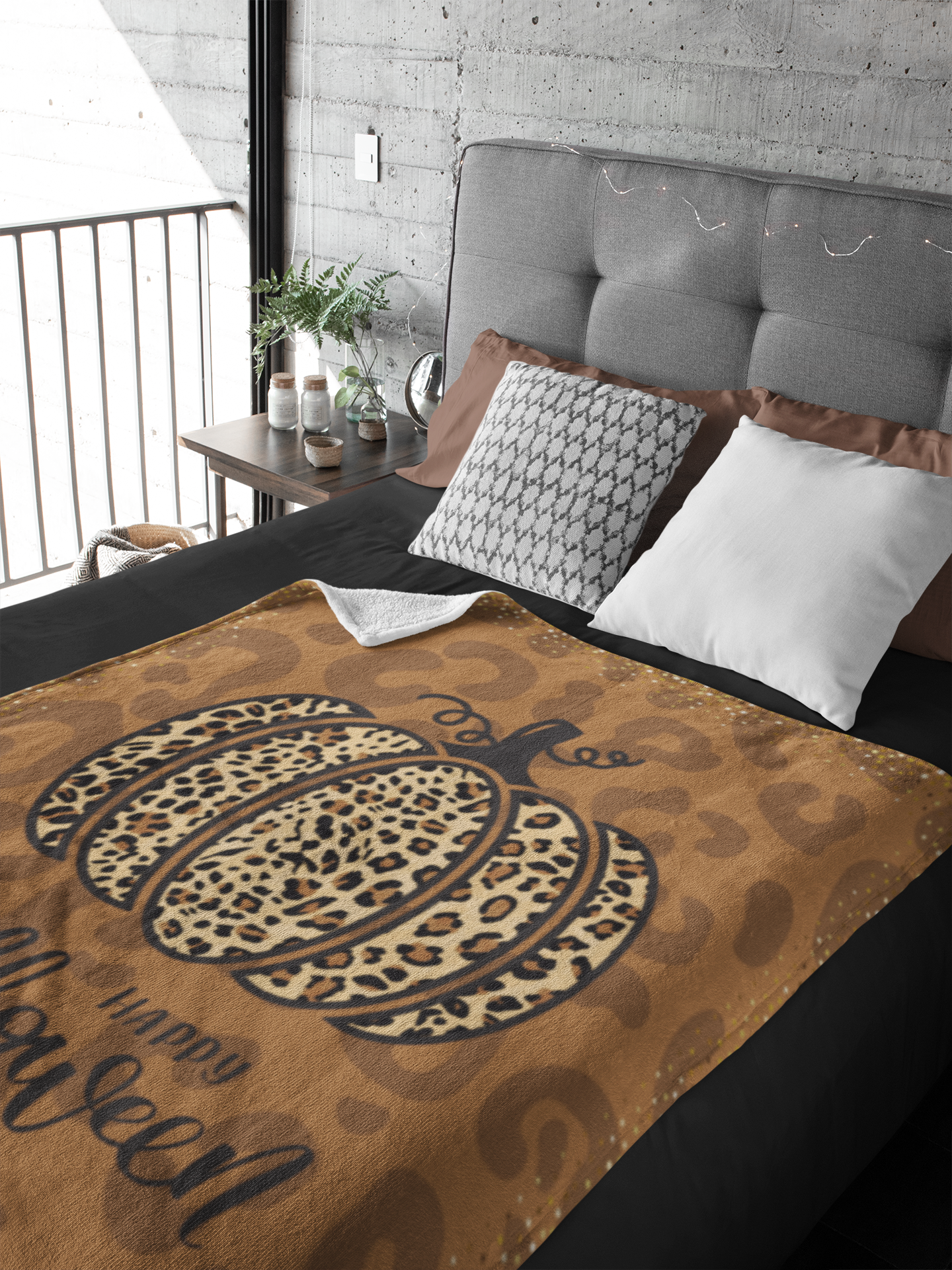 Cheetah Pumpkin Halloween Cozy Plush Fleece Blanket - 50x60