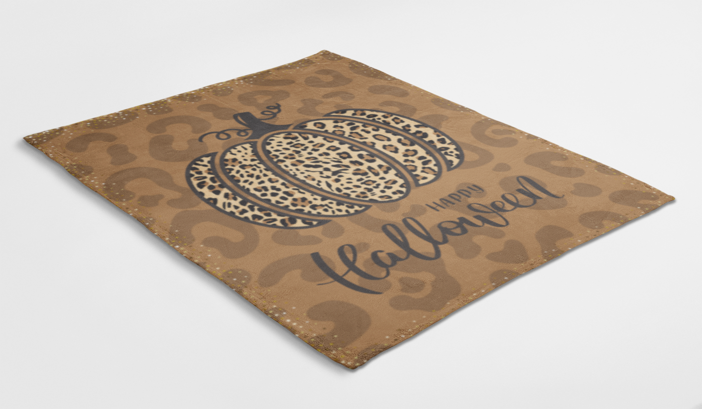 Cheetah Pumpkin Halloween Cozy Plush Fleece Blanket - 50x60